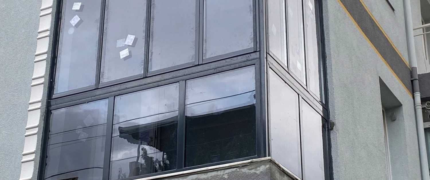 Seferihisar Cam Balkon